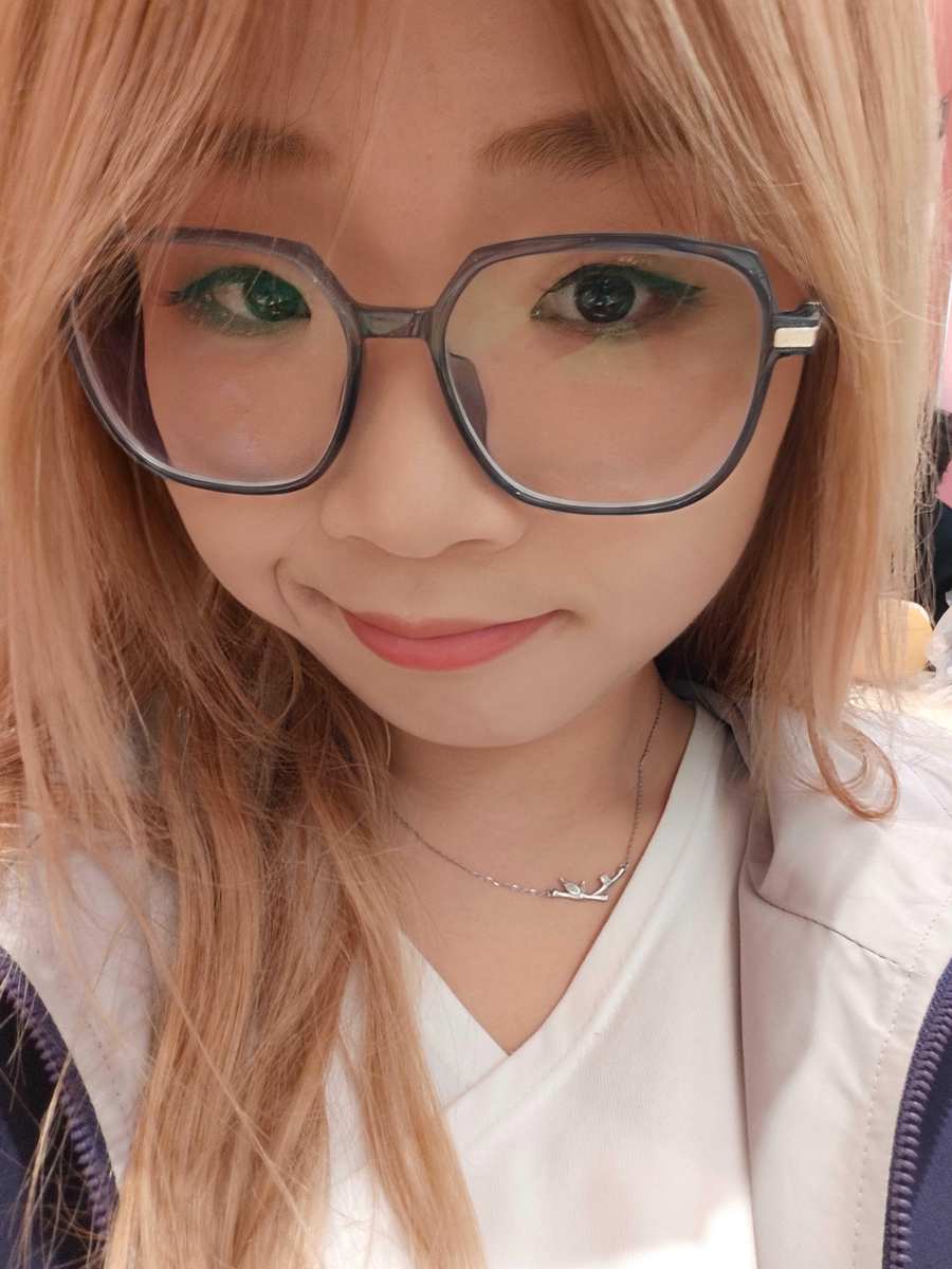 轻语藏诗意